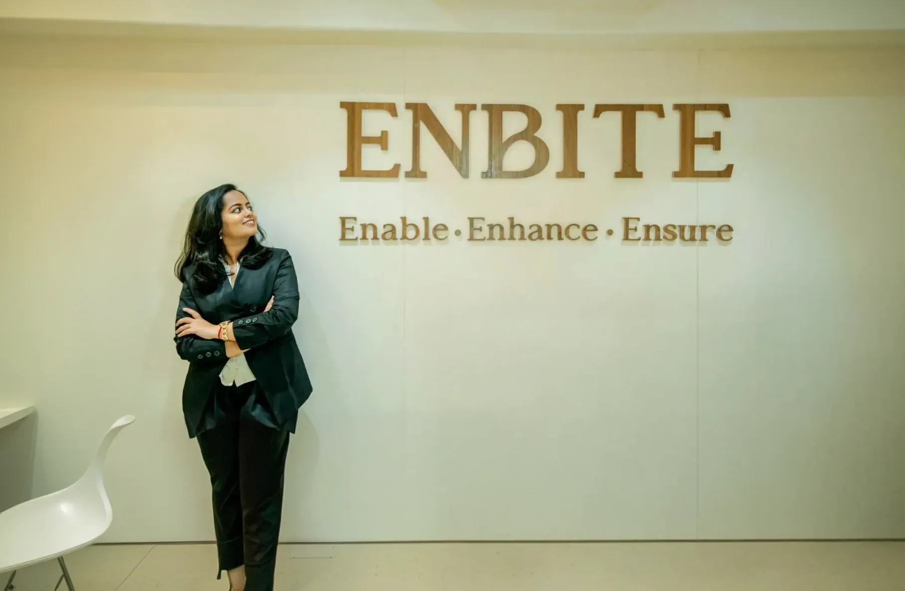 Dr. Bharti Bhadoria discussing smile design treatment planning at Enbite Dental Clinic